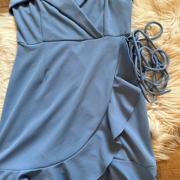 LUCY IN THE SKY Carisa Ruffle Dress In Pastel Blue - Picture 5 of 8